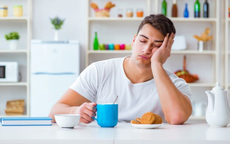 Giải Đáp Thắc Mắc: Tại Sao Ngủ Đủ Giấc Vẫn Buồn Ngủ?