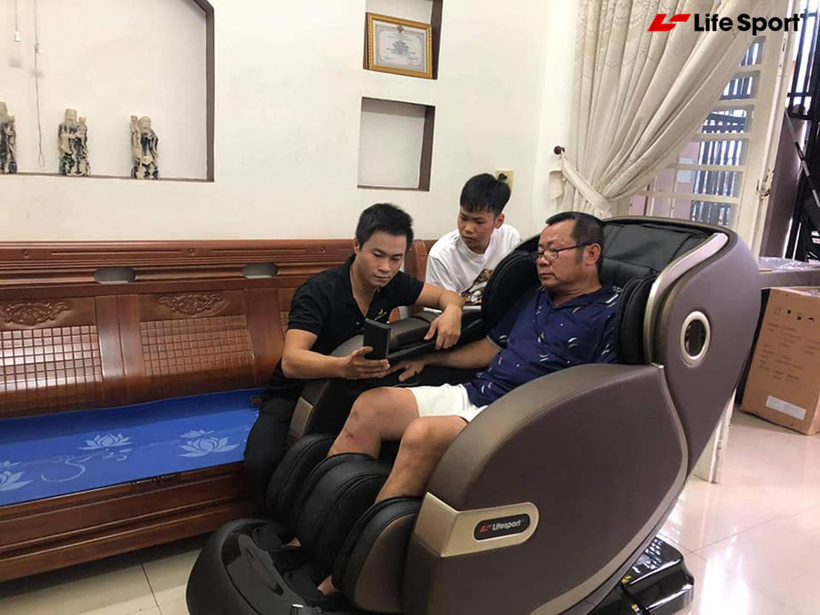 Trải nghiệm ghế massage Đà Nẵng trực tiếp
