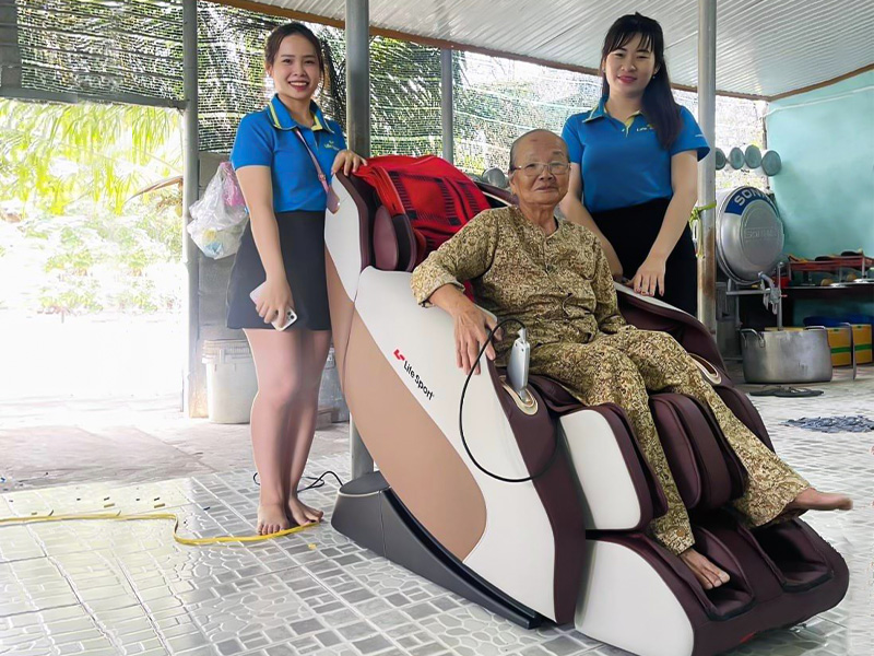 Introducing Lifesport full body massage chair lifesport massage chair 12