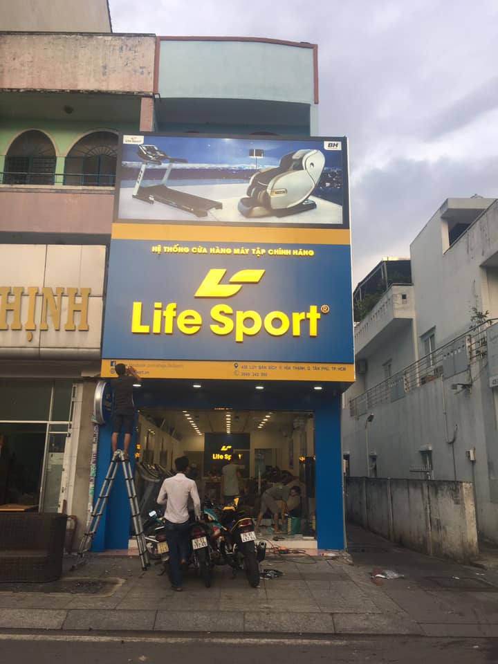 Cửa hàng Thể thao bán ghế massage Lifesport Tân Phú