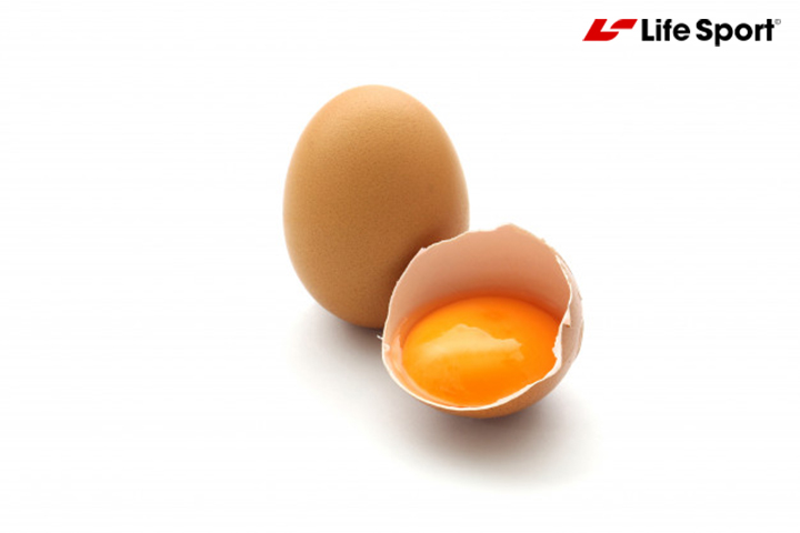 Trắng da hiệu quả với trứng gà tại nhà