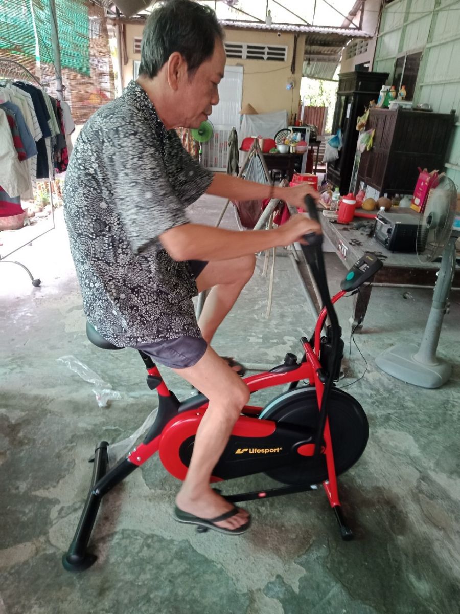 Sử dụng xe đạp tập giá rẻ tại Bình Phước