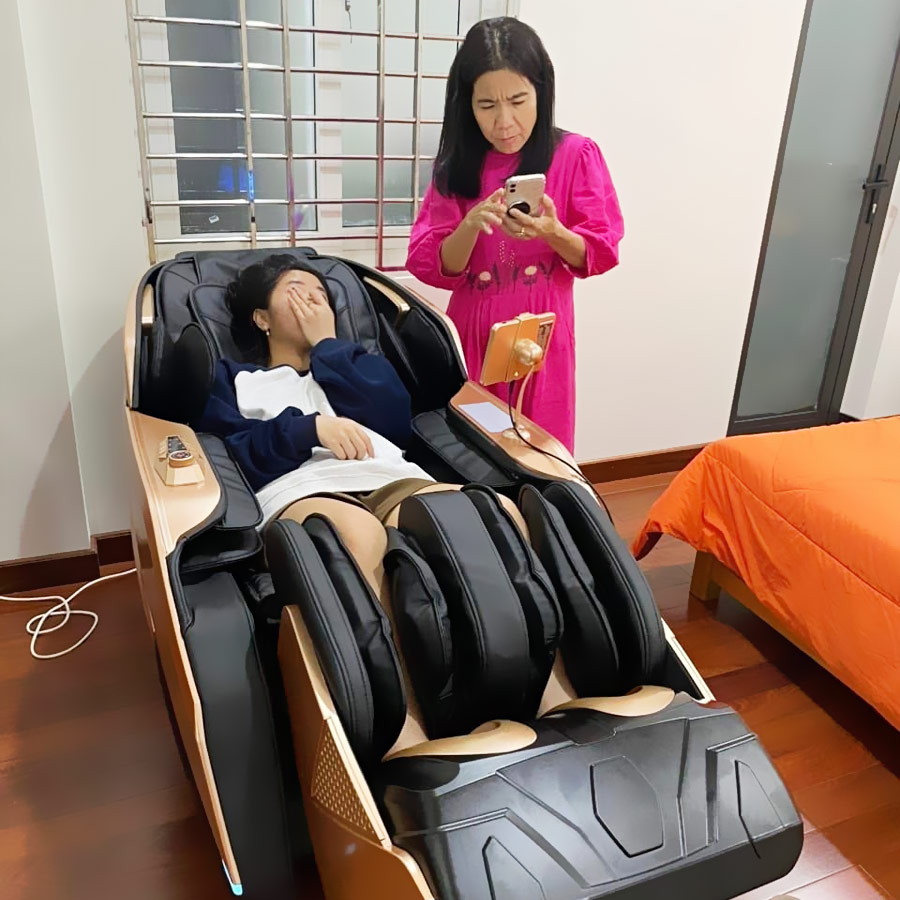 Chị Hảo Ở Nam Định Đã Chọn Ghế Massage Lifesport LS-660E