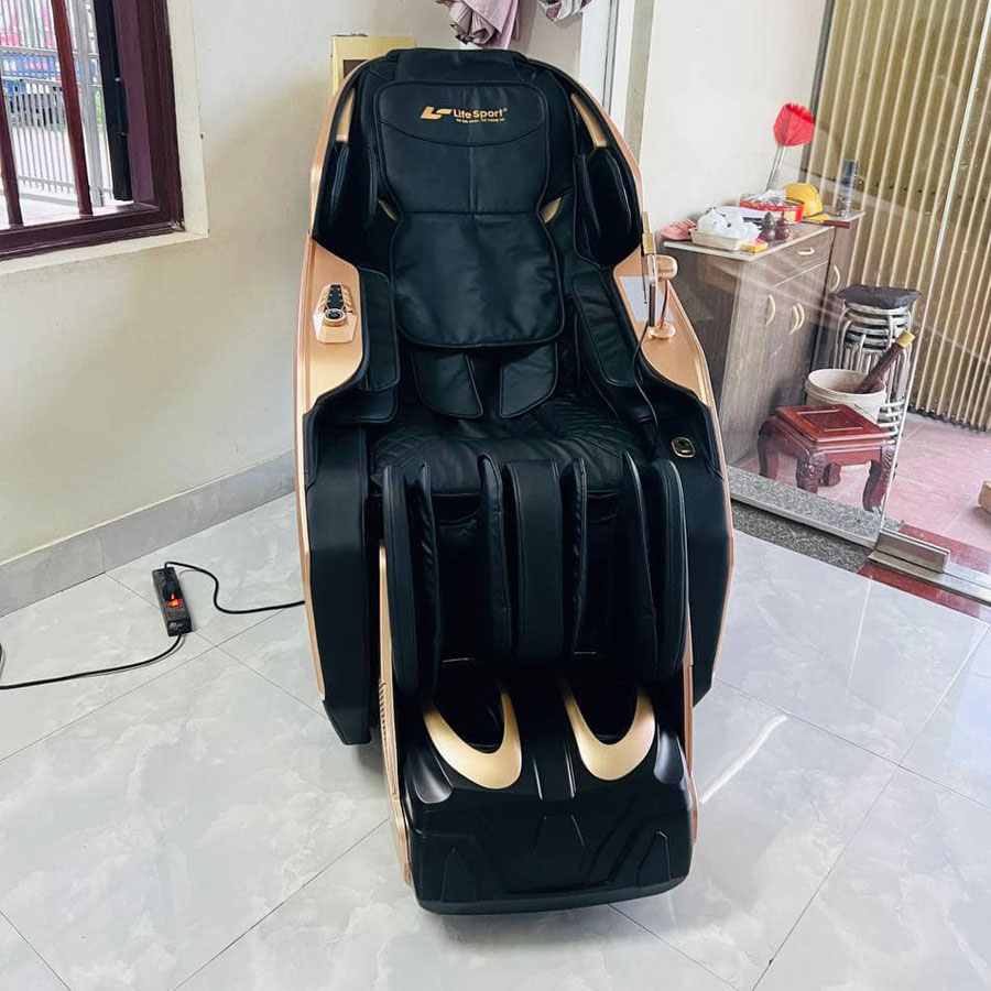 Giao Ghế Massage Lifesport LS-660E Cho Cô Xuyến Tại Bắc Ninh