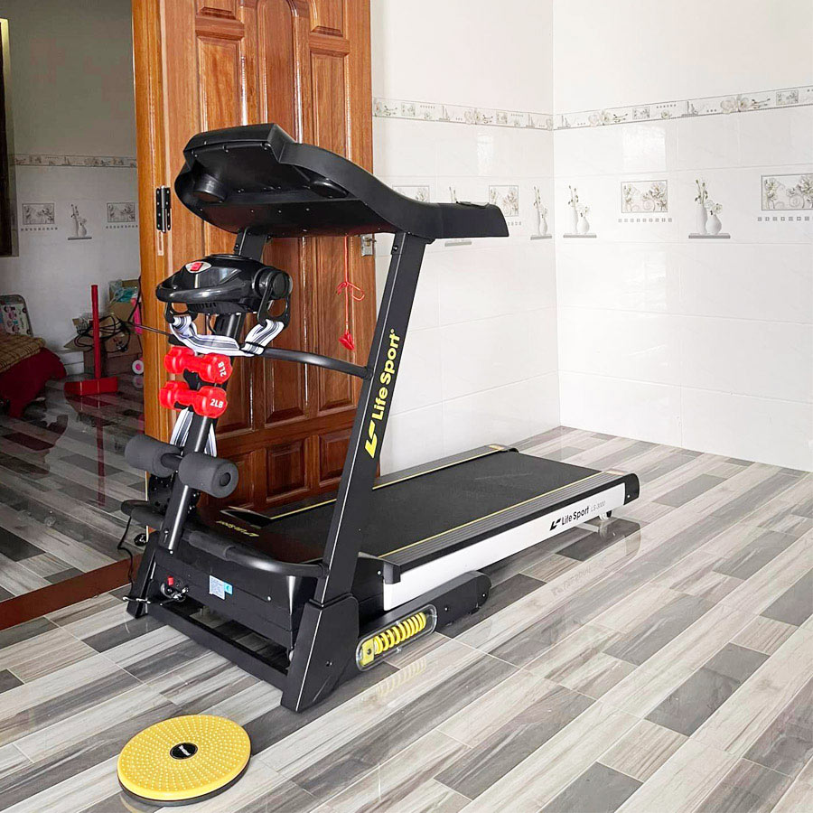 Giao Máy Chạy Bộ Lifesport LS-3000 Cho Anh Phú Ở Khánh Hòa