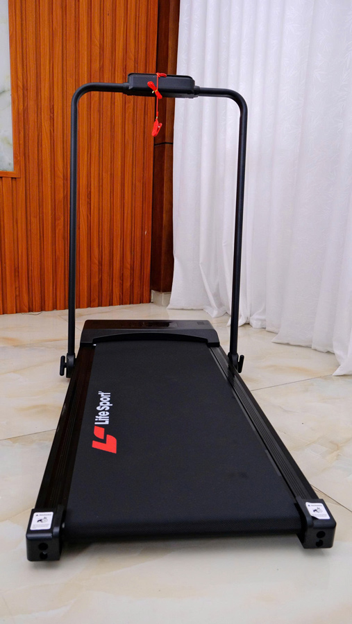 Máy Chạy Bộ Lifesport LS-2 may-chay-bo-lifesport-ls-2-thuc-te