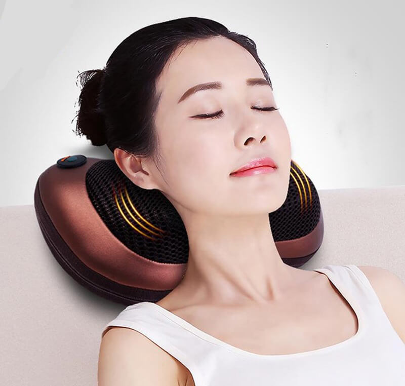 gối massage hồng ngoại loại nào tốt