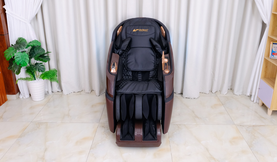 Ghe-massage-Lifesport-ls-379-thuc-te