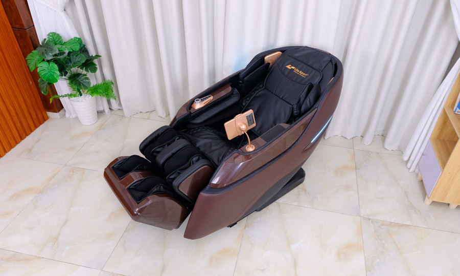 Ghe-massage-Lifesport-ls-379-thuc-te