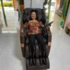 Giao ghế massage LS-288 cho cô Thu
