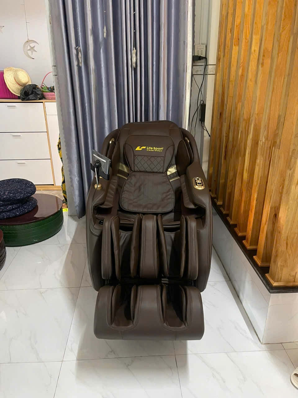 Giao ghế massage Lifesport Ls-369 cho khách